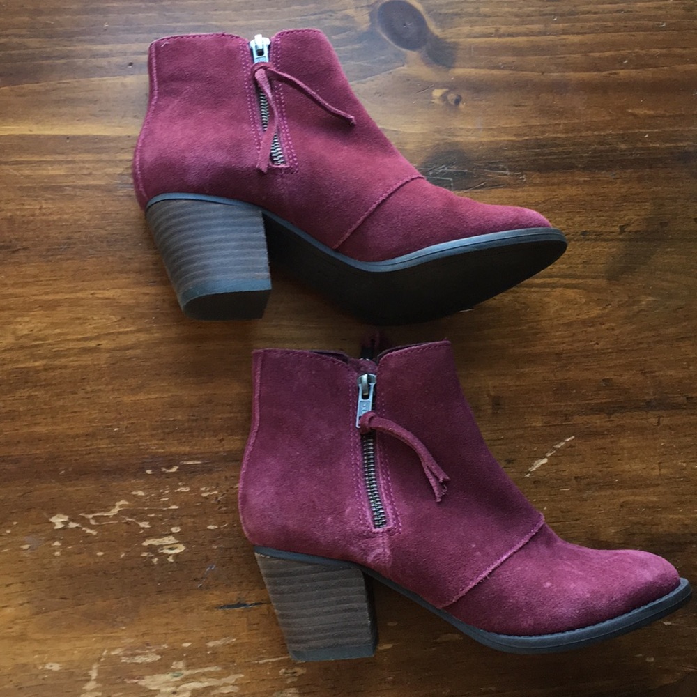 Maroon healed booties worn once